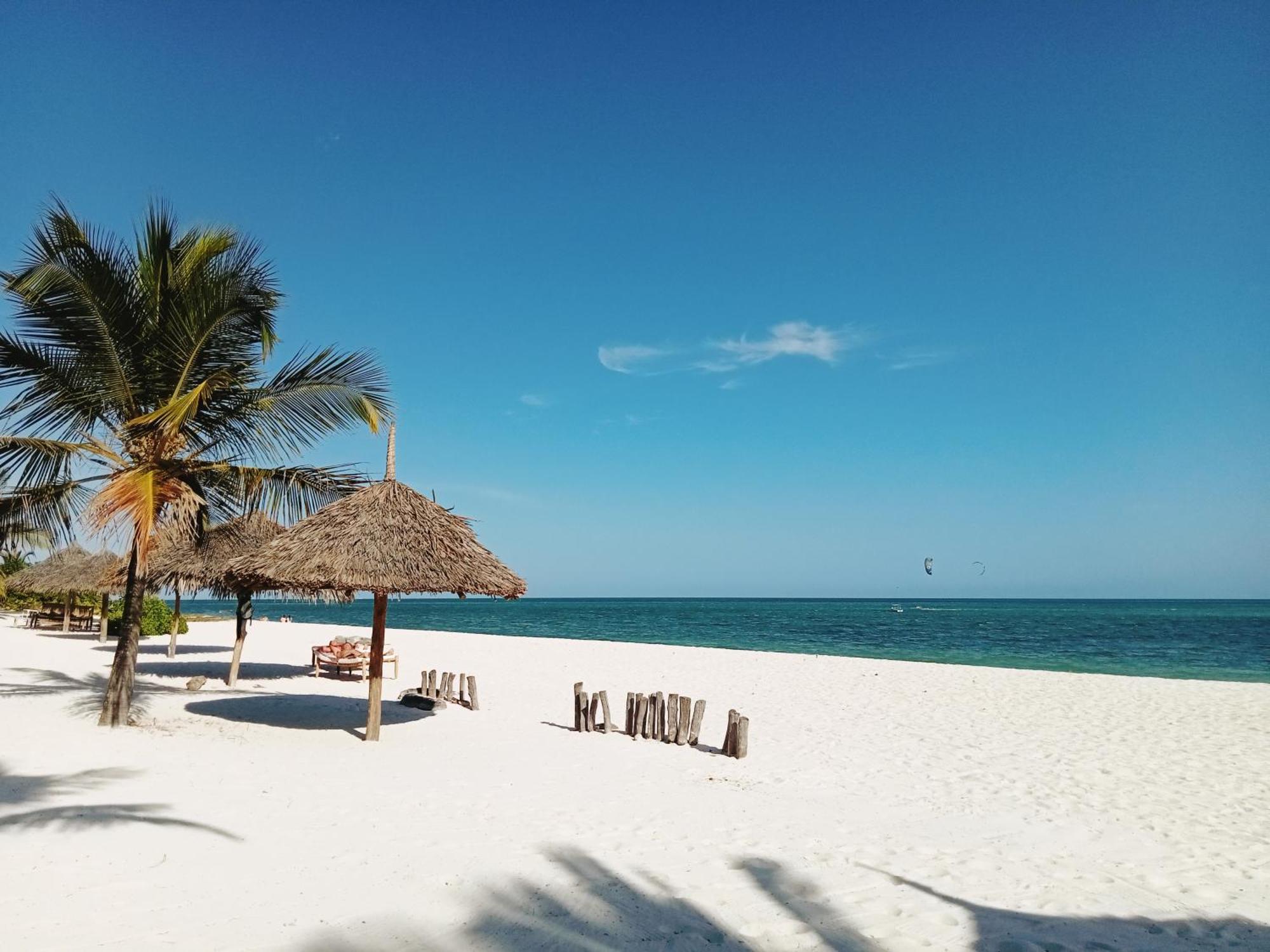 Bed and Breakfast Shira House Watamu Exterior foto
